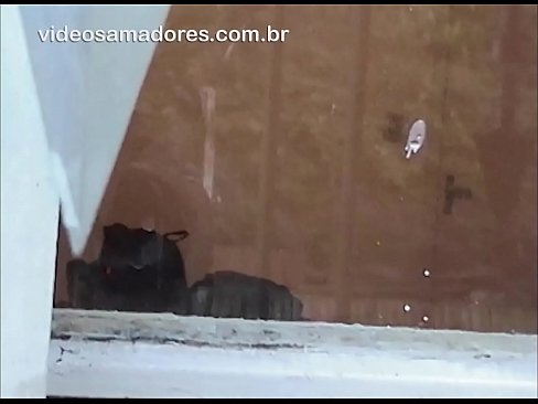 ❤️ Omu cornu chì fighjula a so fidanzata cù un altru tippu, registrendu un video di cazzo senza disturbà a coppia ❤ Porno à noi